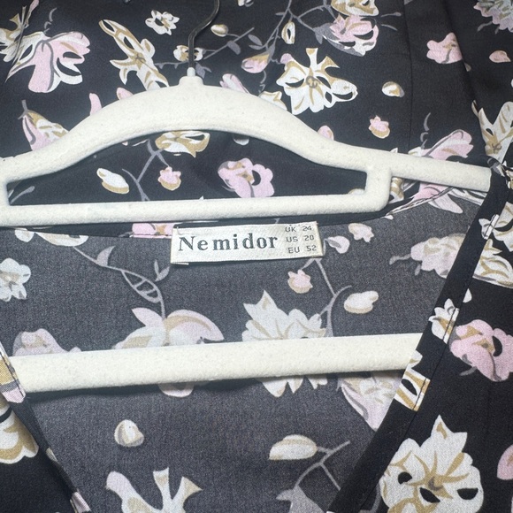 Nemidor | EUC Women’s Black Floral Midi Dress Size 20 - Picture 6 of 10